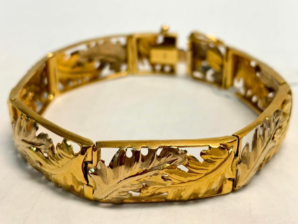 7" 18K 750 Italian Gold Bracelet w/Safety Lock. WT = 22.6 grams