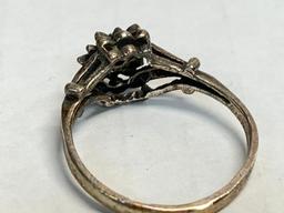Ladies Sterling Silver Ring. WT = 1.9 grams