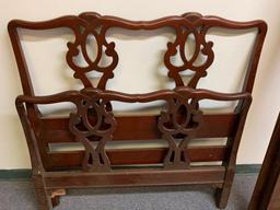 Twin Bedframe Incl Headboard, Footboard & Rails. Has Scratches & Scuffs from Use