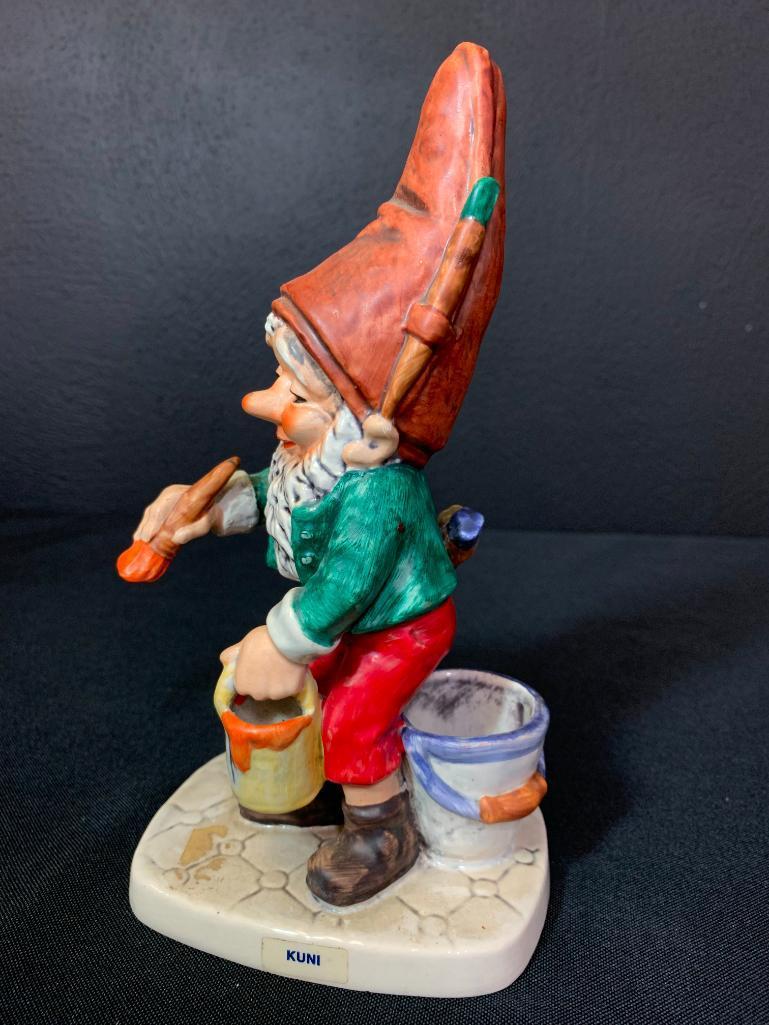 Vintage German Hummel Co-Boy Gnomes "Kuni The Painter". This is 8" Tall