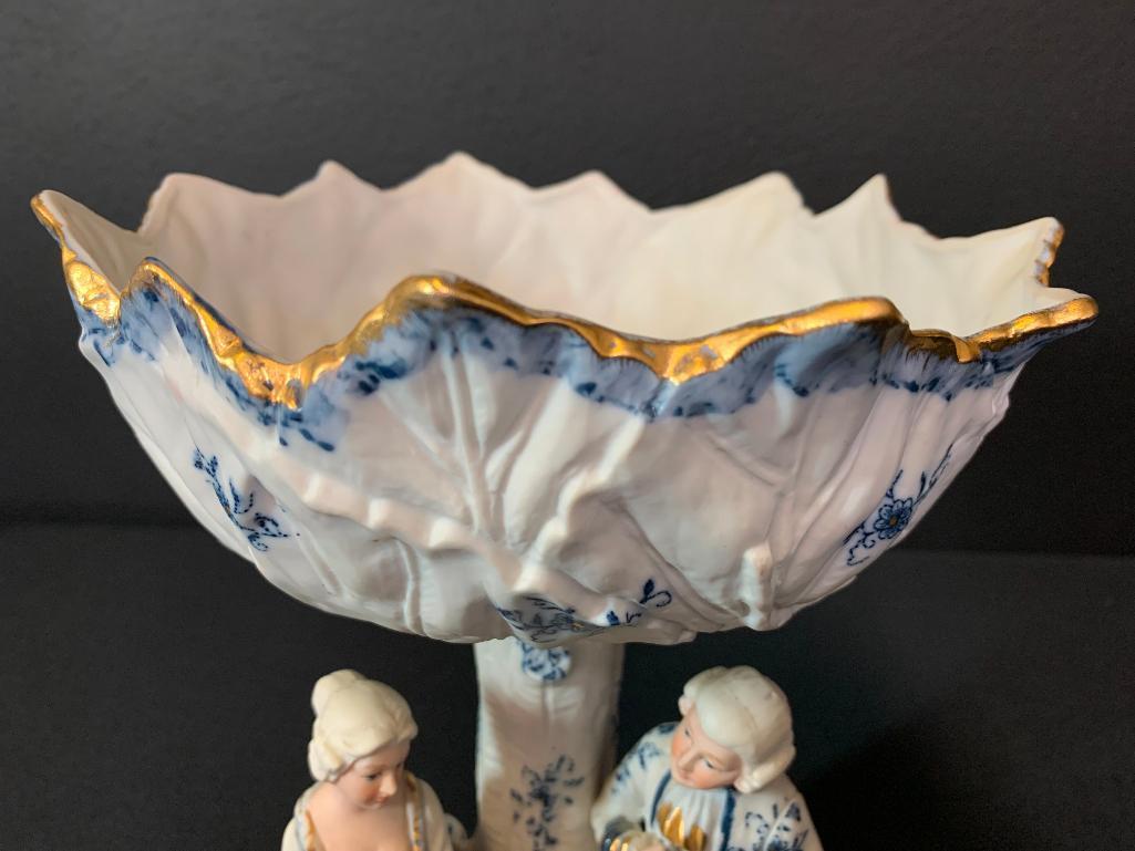 9" Royal Meridian Handgemalt Porcelain Victorian Style Figurine by Noritake. This is Not Marked