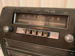 Vintage Chrysler Radio