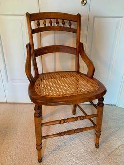 32" Accent Chair w/Cane Bottom Seat