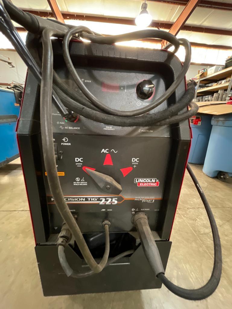 Lincoln Precision Tig 225 Welder with all Cable Shown, Runs off 230 Single Phase