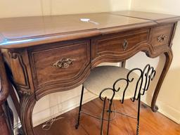 Vanity Table w/2 Drawers and Chair. This is 30" T x 40" W x 17" D