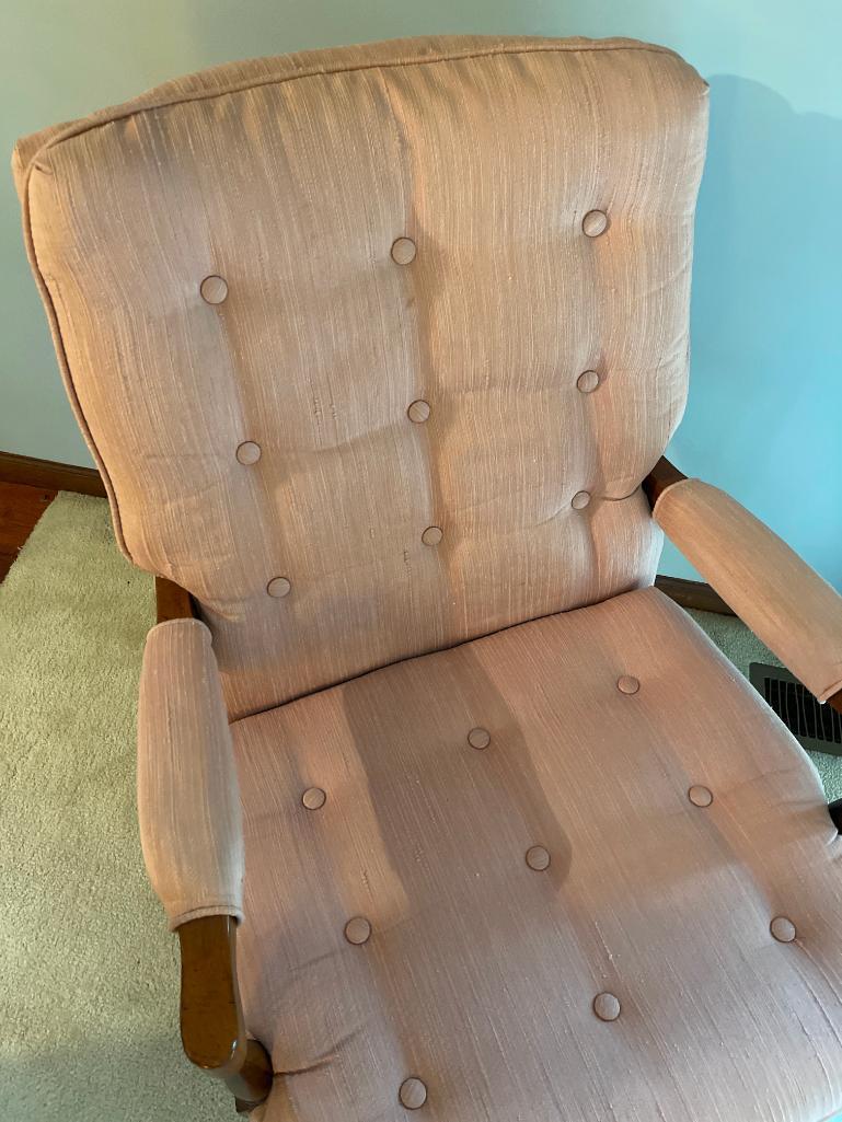 33" x 24" Armed Accent Chair by Fairfield