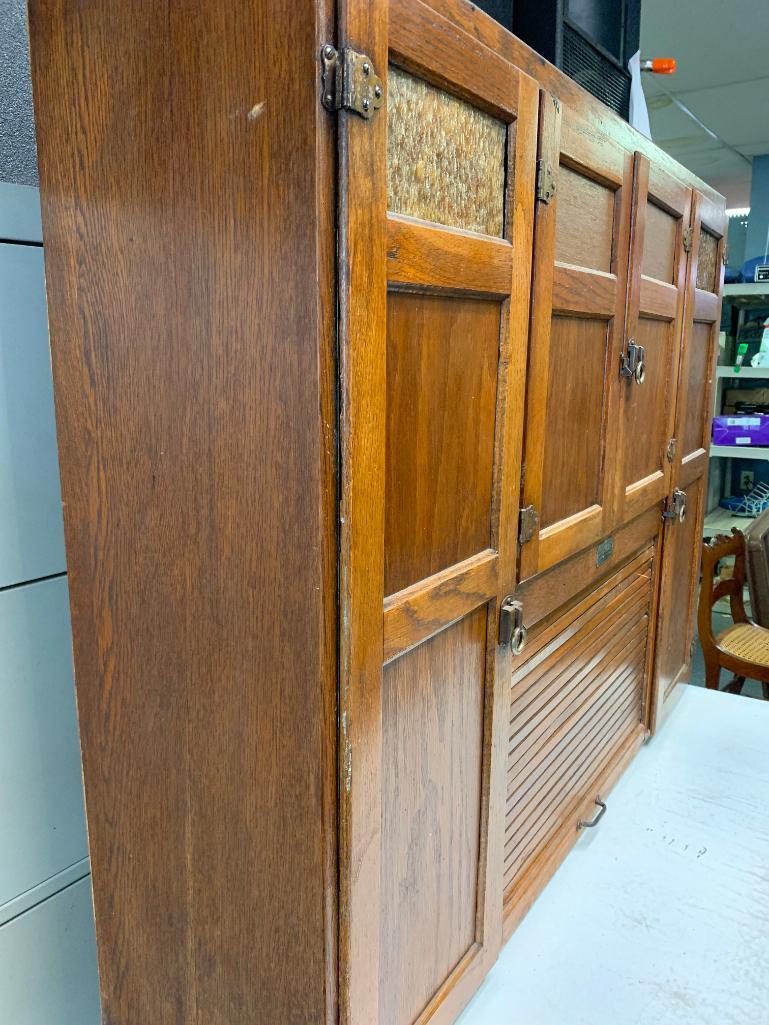 Antique Sellers Cabinet /Hoosier