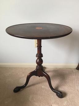 Vintage Claw & Ball Foot Round Top Table w/Inlay Center