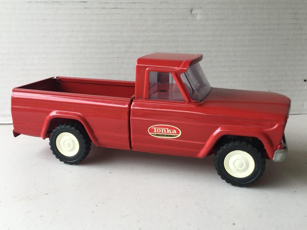 Vintage Metal Tonka Truck