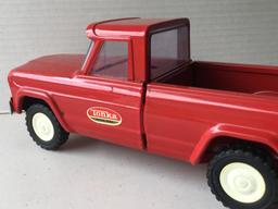 Vintage Metal Tonka Truck