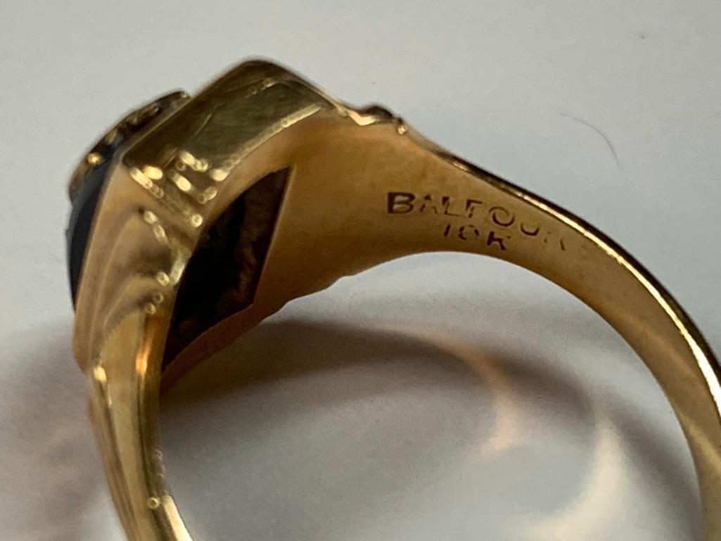 10k Gold Ladies Class Ring