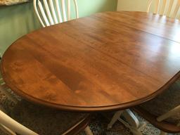 Dining Room Table w/Leaf and 4 Chairs