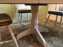 Dining Room Table w/Leaf and 4 Chairs