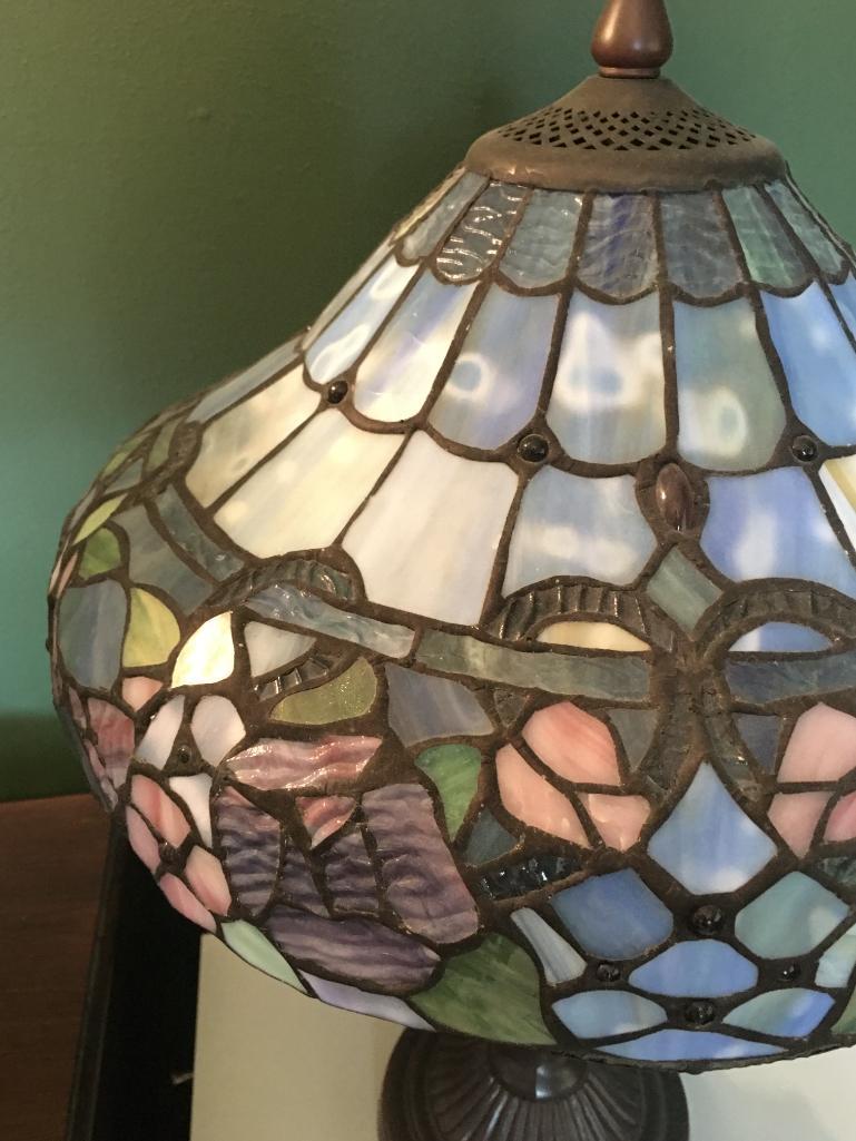 Tiffany Style-Contemporary Lamp