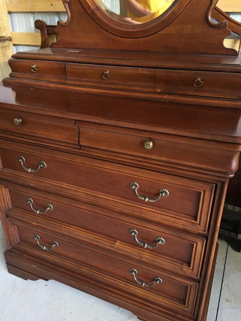 Lexington Chest of Drawers with Mirror