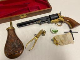 Black Powder PR FIE Italy Revolver Incl Copper Powder Horn w/Box