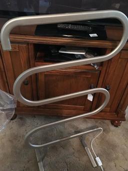 Stand Up Towel Heater