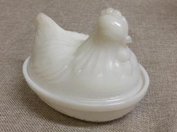 Small Vintage Milk Glass Hen on a Nest