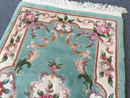 Floral Wool Oriental Area Rug