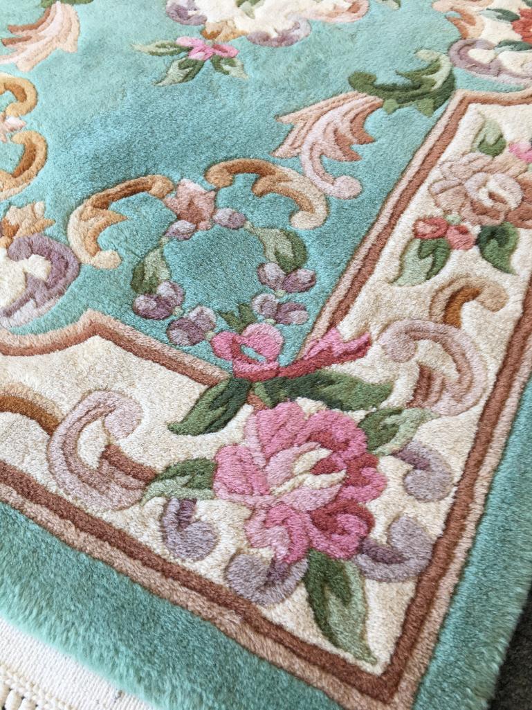 Floral Wool Oriental Area Rug