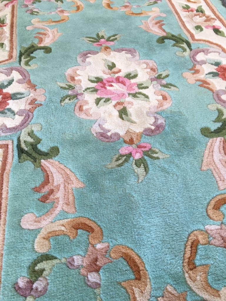 Floral Wool Oriental Area Rug