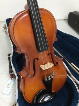 Glaesel Jr Viola in Case with Bow from Rental Fleet