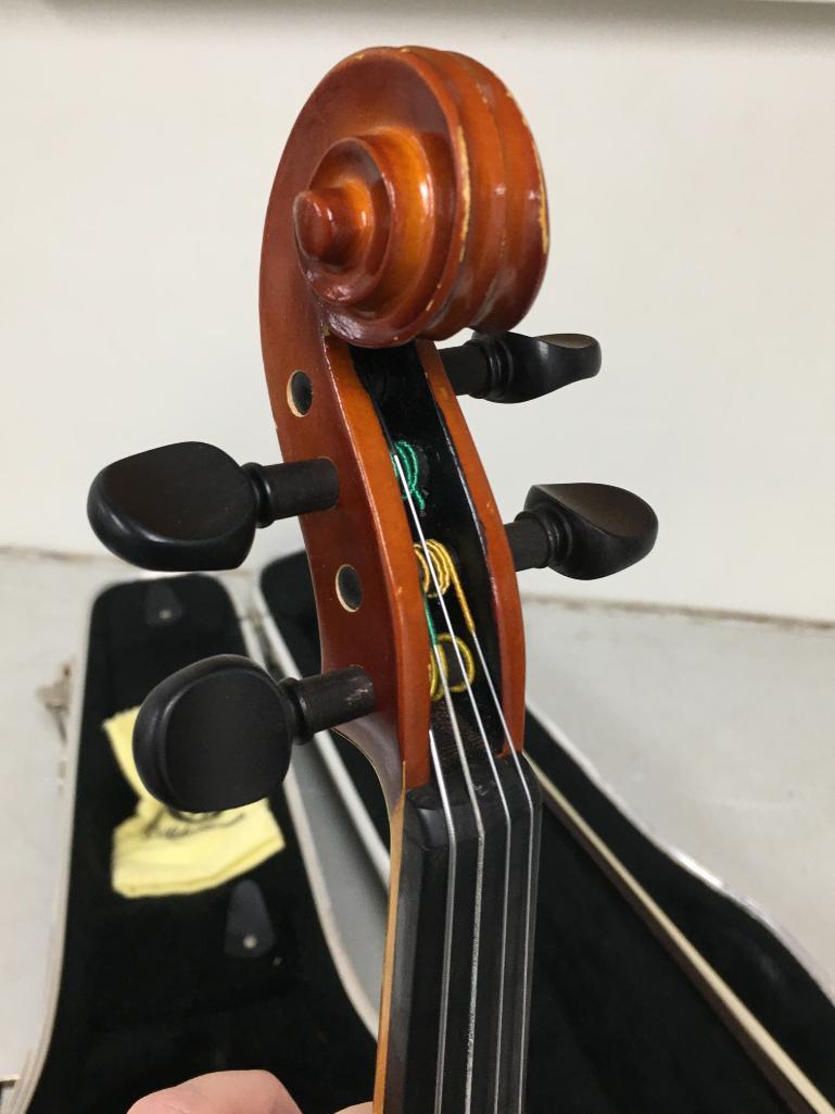 Glaesel Jr Viola in Case with Bow from Rental Fleet