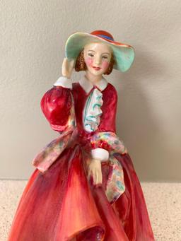 Royal Doulton "Top O the Hill" Figurine Signed Rd No 822821