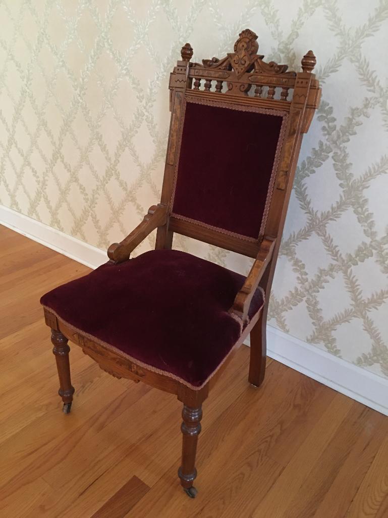 Victorian Chair w/Casters