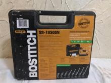 Bostitch 5/8-2" Industrial 18 Gauge Brad Nailer Kit w/Case Appears New