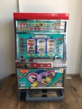 Getter Mouse Table Top Slot Machine