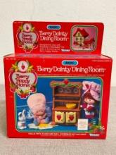 Vintage Kenner Strawberry Shortcake Furniture Play Set - New in Package
