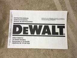 Dewalt 1/4 Sheet Sander w/Case