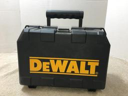 Dewalt 1/4 Sheet Sander w/Case