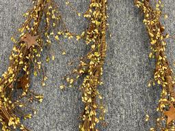 Group of 3 Country Garland