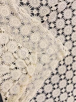 Doily Table Cloth