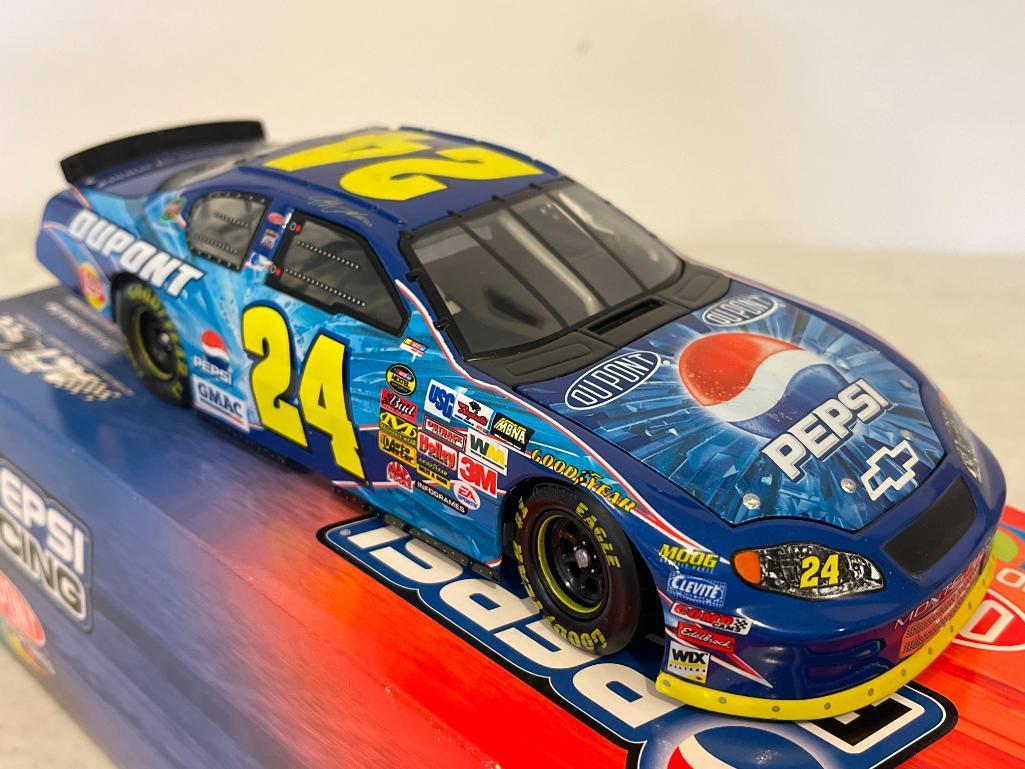 Jeff Gordon #24 2002 Monte Carlo with Box