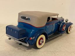 Franklin Mint 1932 Cadillac Die Cast Car