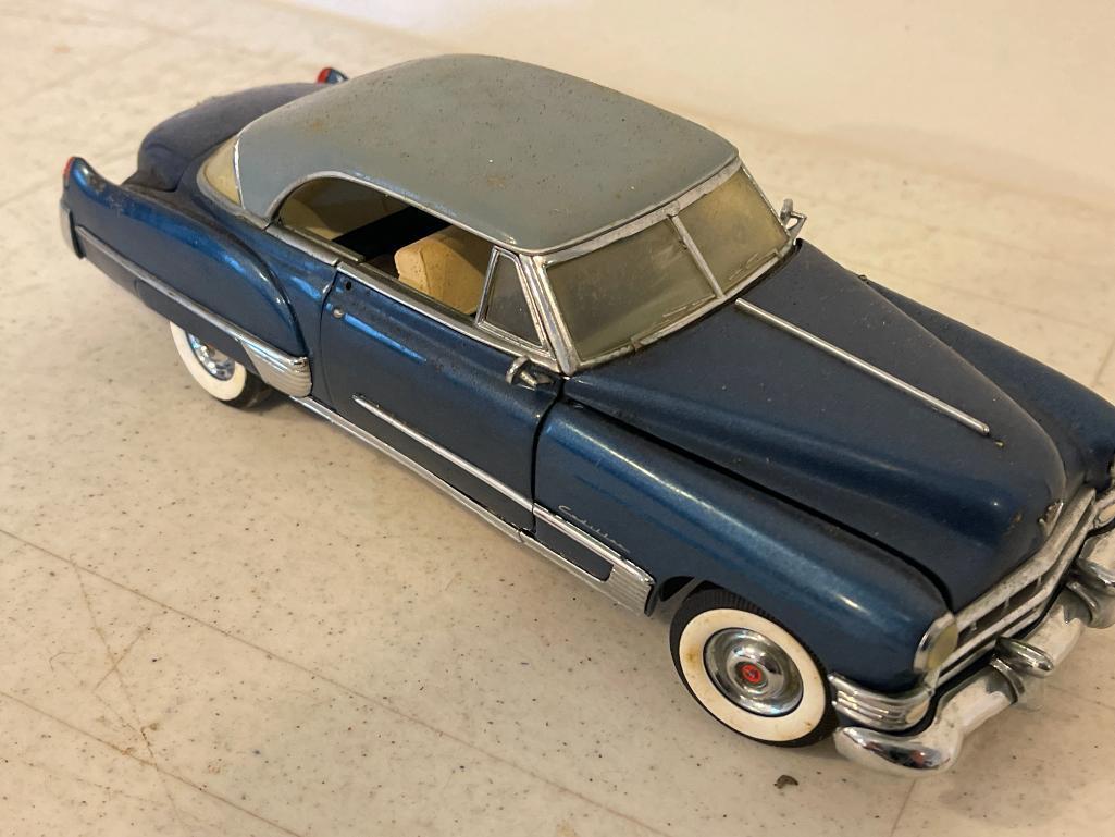 Franklin Mint 1949 Cadillac Coup De Ville - Has Defects