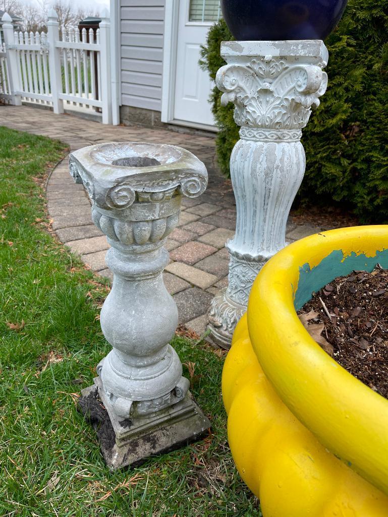 Group of Outdoor Pieces