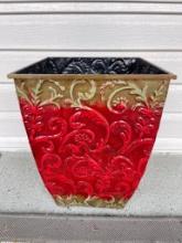 Metal Flower Pot