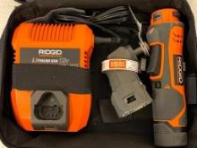 Rigid 12v JobMax Tool