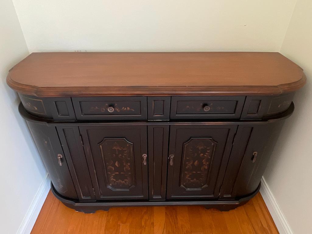 Wooden Entry Foyer Cabinet