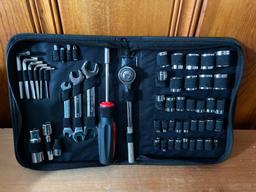 Socket / Wrench Set