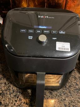 Instant Vortex Plus Air Fryer