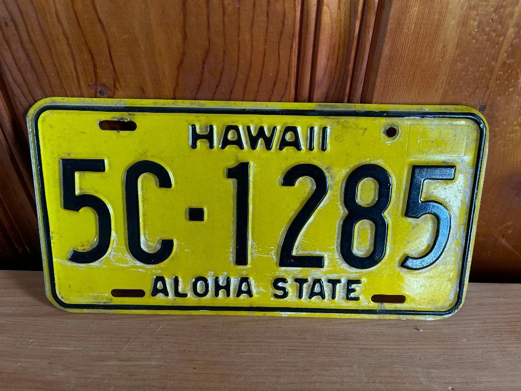 Metal Hawaii License Plate