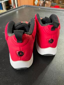 Gently Used Nike Jordan Jumpman Shoes