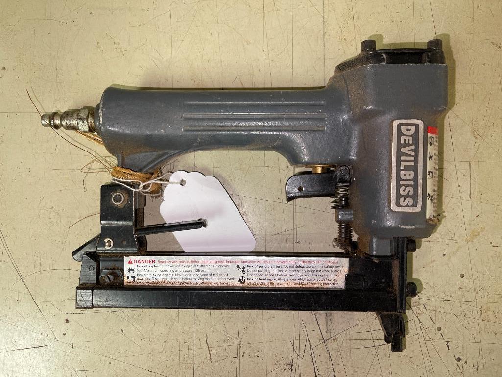 Devilbiss Finish Nailer Model NCS2