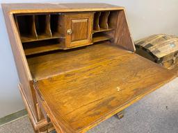 Vintage Ethan Allen Wooden Drop Down Top Desk.