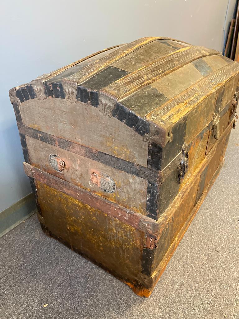 Antique Dome Top Trunk